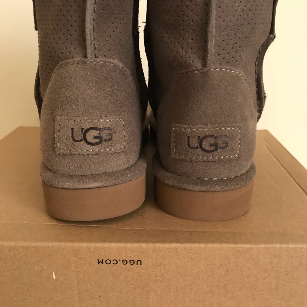 New, UGG unlined boots!!!